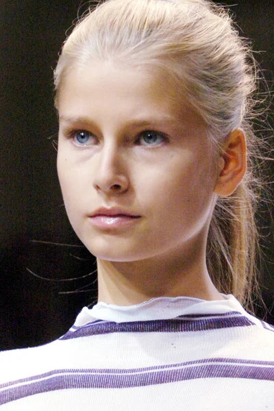 Look 30